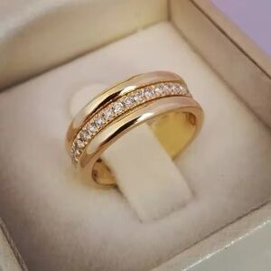 NWT Gold Tone Wedding Band